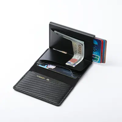Sınır ötesi yeni erkek cüzdanı ultra ince karbon fiber RFID kart tutucu otomatik kart çıkarma alüminyum alaşımlı kart tutucu cüzdan