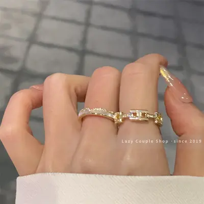 Trendige luxuriöse elegante Staperringe mit großen Buchstaben für Frauen, Nischen-High-Fashion-Ringe - 9