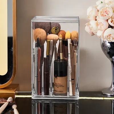 Transparente Make-up-Pinsel- und Lippenstift-Box