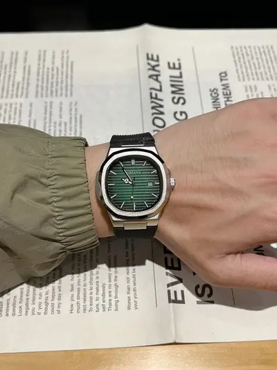 AIMANA Ultra-thin Silicone Strap Men's Watch with Calendar - 9