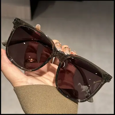 Women's UV Protection Oversized Frame Sunglasses - 5