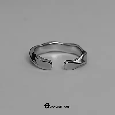 Minimalistischer Möbius-Ring für Herren, modischer und eleganter Zeigefingerring für Damen, Paarring, Nischendesign, Titanzinn, verblassungsfrei. - 7