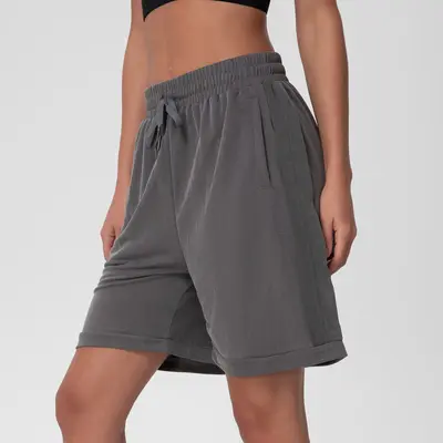 2023 Spring/Summer New Arrival Women's Mid-Length Loose Casual 5-Inch Sports Shorts Yoga Fitness Pants In Stock Bestseller