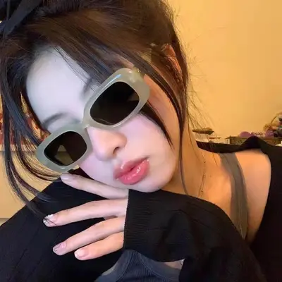 Retro Trend Sunglasses for Women, Premium Look - 2