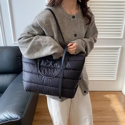 Cross-border Large-Capacity Cotton Padded Tote Bag Fashion Versatile Lightweight Spacer Cotton Casual Commuter Shoulder Bag Handbag - 7
