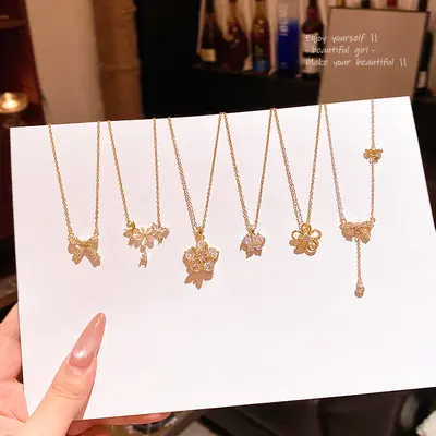 Leichte Luxus-Nischen-High-End-Titanzahl-Stahl-Halskette elegante Mikro-Pavé-Zirkon-Schlüsselbein-Kette modisch vielseitig temperamentvoll Internet-Celebrity-Nackenriemen