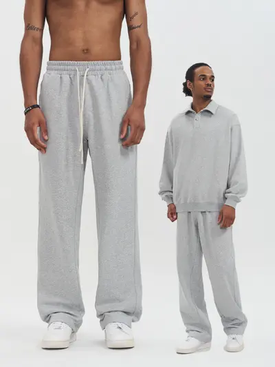 Jogginghose aus 430 g Frottee-Mikrofleece, gerader Schnitt, lockere Passform, Herbst-Winte