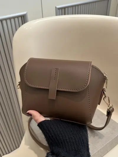 Kadın Küçük Omuz ve Çapraz Askılı Yumuşak Çanta
