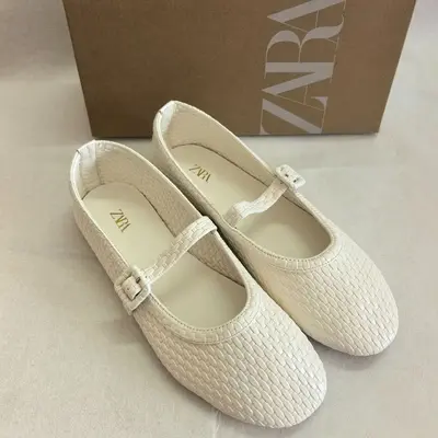 ZAKQ2026 Women's Ballet Flats, White Woven Effect, Buckle Strap