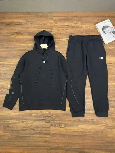 Herren-Kapuzenpulli und Jogger-Set mit reflektierendem Design - 2