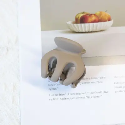 Bestselling Large Volume Pumpkin Hair Claw Clip Bun Hair Clip Women's Back Head High Ponytail Fixing Tool Bangs Clip - 8