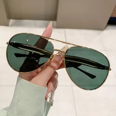 Retro Double-Bridge Metal Sunglasses for Women, Oversized Frame - 10