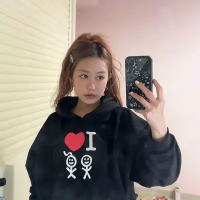 Amerikan tarzı kalp çöp adam baskılı kapüşonlu sweatshirt, siyah, bol kesim