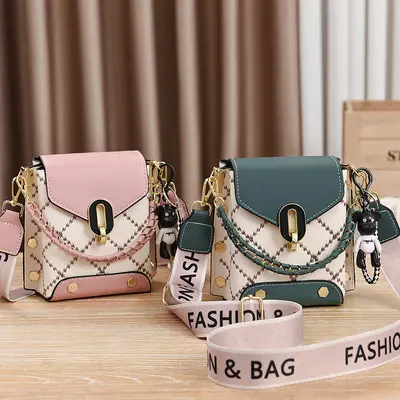 Neue Sommertasche des Herstellers im koreanischen Stil, einfache kleine quadratische Tasche, modisch vielseitig, Einzelschulter-Umhängetasche, modische Mini-Handytasche, Damenaccessoire