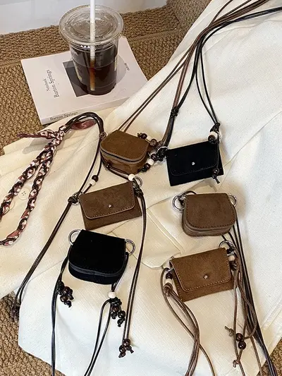Vintage mattierte kompakte elegante Umhängetasche 2025 Herbst alltägliches Design Mini vielseitige Handtasche kleine quadratische Tasche