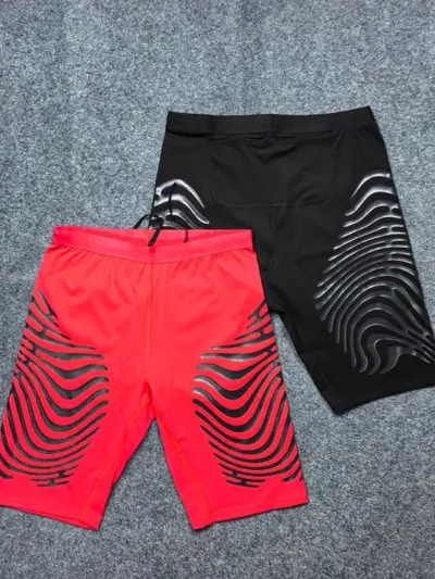 Sommer-Trainingsshorts, schnelltrocknend, Nylon, hochelastisch, enge Passform