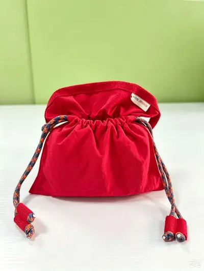 Naylon telefon çantası, mini çapraz askılı, tasarım detaylı - 9