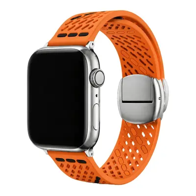 Apple Watch S11 için Delikli Silikon Manyetik Kordon