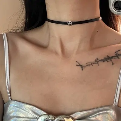 Punk tarzı siyah deri haçlı choker kolye
