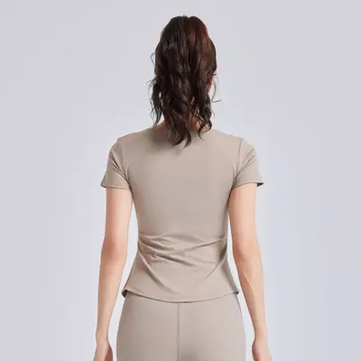 New V-neck ribbed slim-fit yoga garment short sleeve sweat-wicking built-in chest pad fixed fake two-piece women's sports top