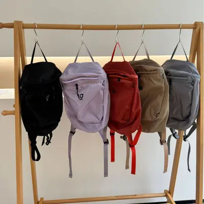 Japanischer leichter Outdoor-Sport-Wanderrucksack mit großem Fassungsvermögen, Reise-Rucksack, leicht, wasserdicht, Nylon-Fahrradrucksack