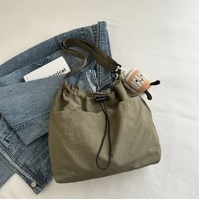 Schultertasche mit Reißverschluss und Kordelzug für Schule und Pendeln, vielseitig, großvolumig, Umhängetasche, Sporttasche für Damen - 10