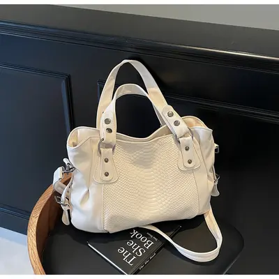 Women's Retro Tote Bag Large Capacity Commuter Single Shoulder - 7