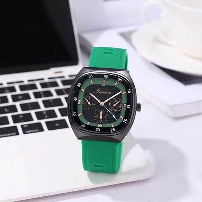 Stokta bulunan canlı yayın niş influencer kadın saatleri, toptan öğrenci modası silikon şık görünümlü kadın saatleri.