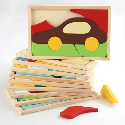 Holzpuzzle-Spielzeug mit Cartoon-Motiven, Montessori-Steckpuzzle für Kinder