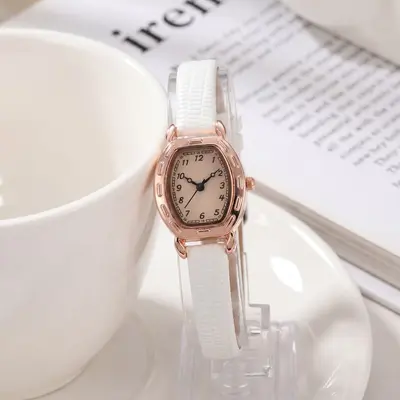Vintage barrel-shaped women's watch, leather strap, quartz - 3