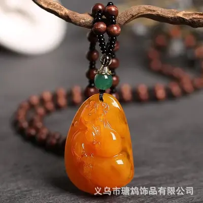 新款复古民族风老蜜蜡吊坠鸡翅木长项链女无事牌毛衣链棉麻配饰