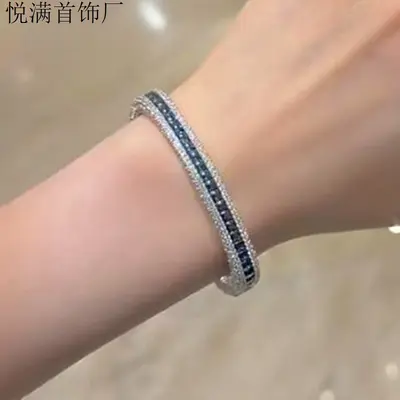Cubic Zirconia Square Thread Bracelet - 9