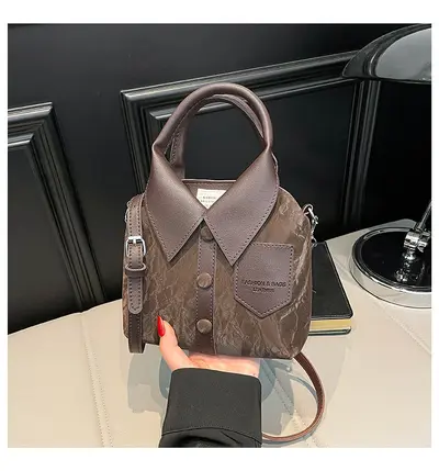 Women's Small Korean-Style Single-Shoulder Crossbody Bag - 10