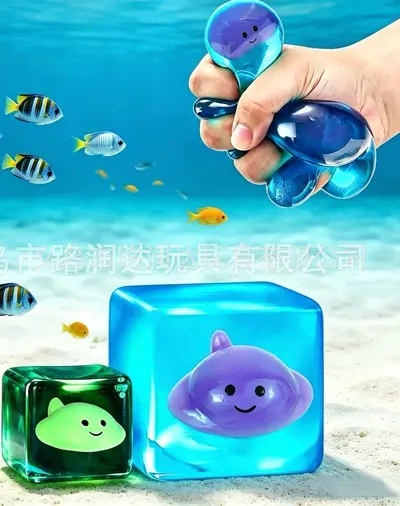 PLAYGORO Glow-in-the-Dark Square Squishy Maltose Stress Relief Fidget Toy - 10