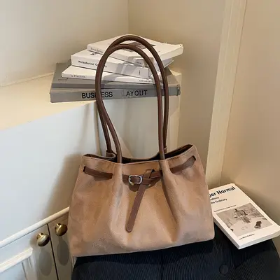 Vintage Large-Capacity Women's Tote Handbag, Minimalist Single-Shoulder Commuter Bag