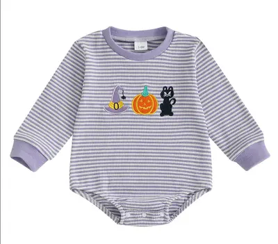 Baby-Halloween-Strampler mit Streifen, langen Ärmeln, Kürbis- und Eulenmotiv