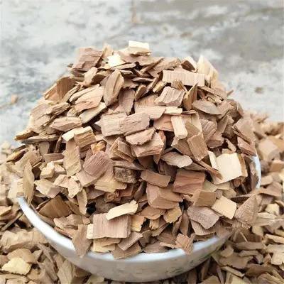 Apple Wood Chips 3-6 mm for Smoking Meat and Barbecue