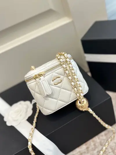 Mini Gold Ball Chain Shoulder Bag, Diamond Quilted, Women - 4