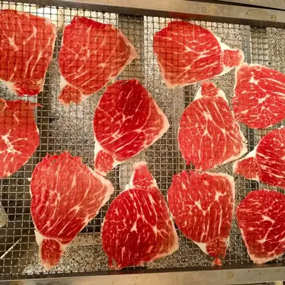 Angus-Rind knusprige Rindersnacks, verzehrfertig, in der Dose