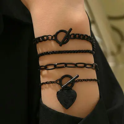 Mehrschichtige Halskette mit Herzanhänger für Damen, Schwarz, minimalistisches Design mit OT-Verschluss, modische elegante Halskette für Frauen, grenzüberschreitend - 8