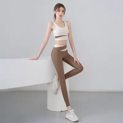 Women's Yoga Set with Bra and Vest, Quick-Dry Pilates Wear - 10