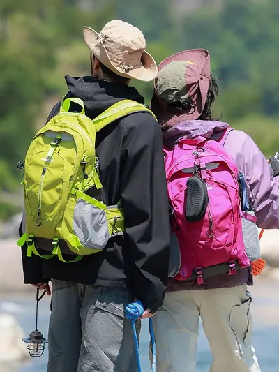 Rückengerechter atmungsaktiver großvolumiger Rucksack für Herren in Uni-Farben, minimalistisch, für Outdoor, Reisen und Bergsteigen, multifunktionaler Leichtrucksack - 6