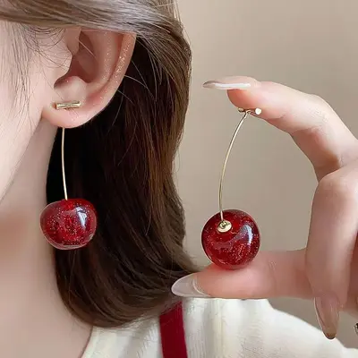 2026 neue Kirsch-Ohrringe, mit süßem und elegantem Look, für den täglichen Gebrauch geeignet, einzigartiges und trendiges Design, modische Ohrringe.