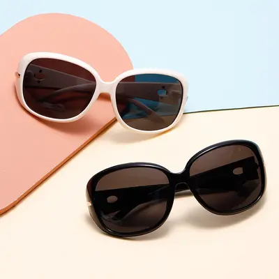 Polarized Sunglasses Model 1606, Large Frame, Korean Style - 2