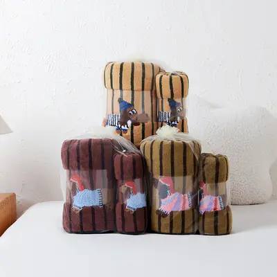 Coral fleece towel set, 2-piece, embroidered design - 3