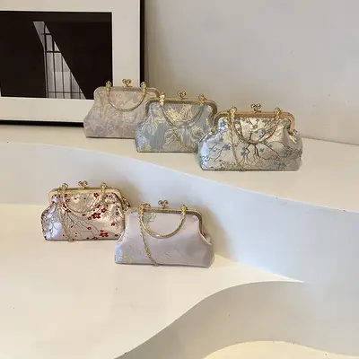 Embroidered Chinese Style Women's Handbag, Chain Flap Crossbody Bag - 4