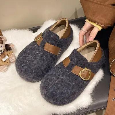 Kadın leopar desenli peluş ayakkabı, cırtlı, polar astarlı
