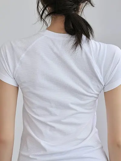Kısa Kollu Hızlı Kuruyan Spor Fitness ve Yoga T-Shirt, Vücut Hatlı