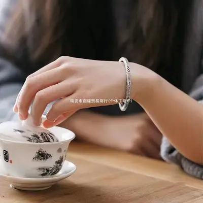 Massives Silberarmband mit Glückstotem, ethnischer Stil, handgefertigt - 4