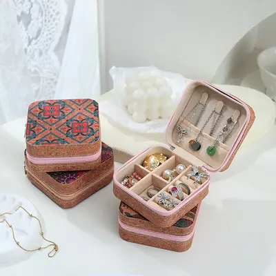 Portable Jewelry Storage Box Valentine's Day Gift Packaging Box Earring Ring Necklace Jewelry Box Decorative Mini Box
